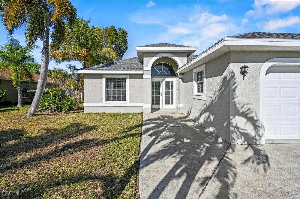 SE Van Loon Terrace Cape Coral, FL 33990