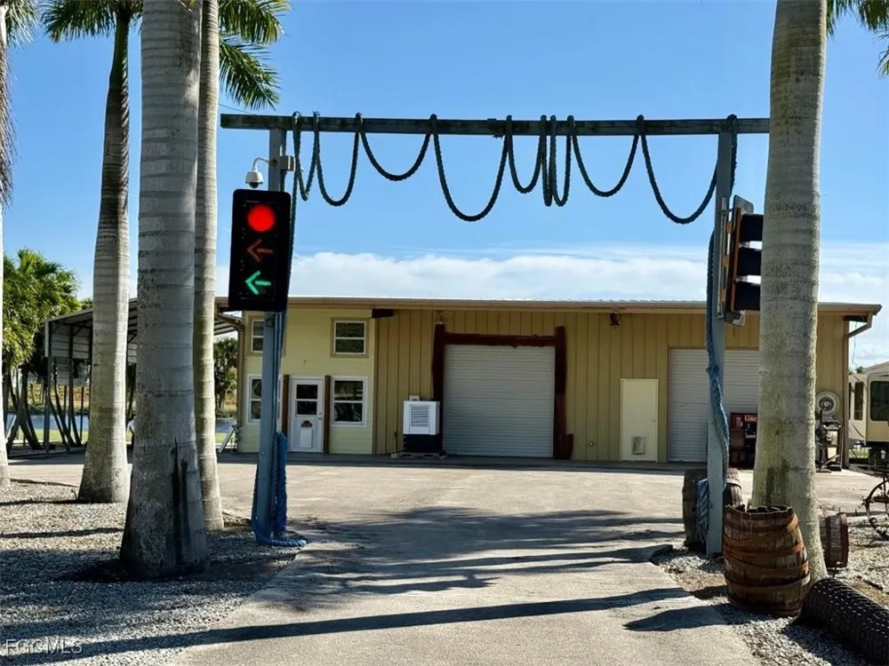 County Road 721 Loop Moore Haven, FL 33471