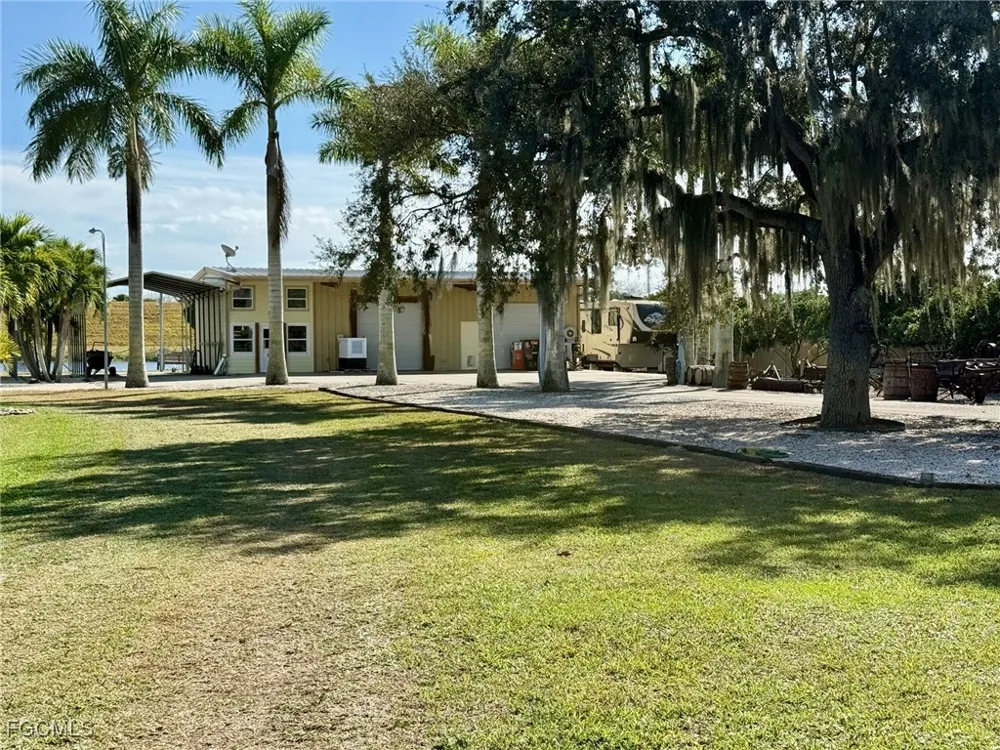 County Road 721 Loop Moore Haven, FL 33471