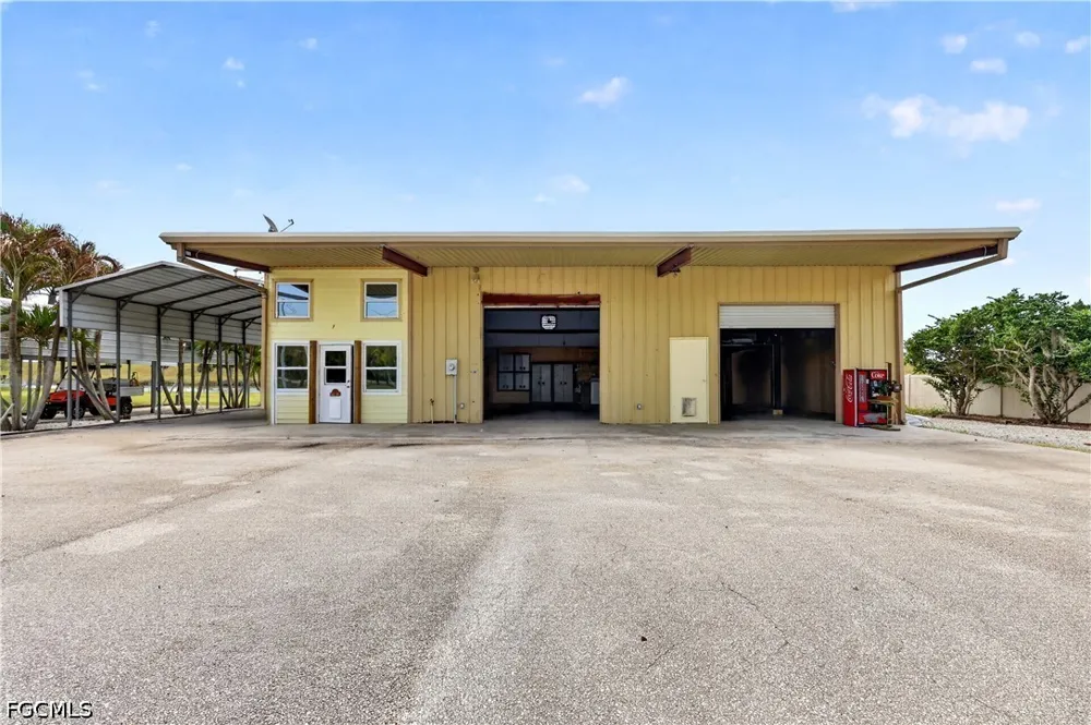 County Road 721 Loop Moore Haven, FL 33471