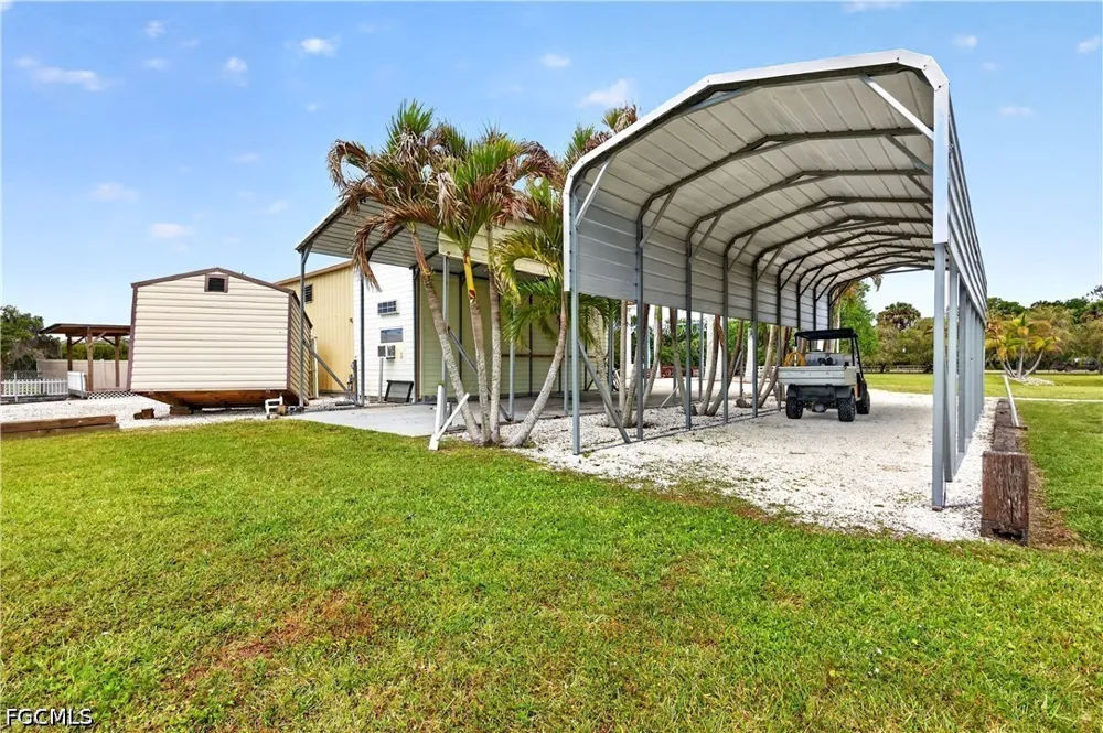 County Road 721 Loop Moore Haven, FL 33471