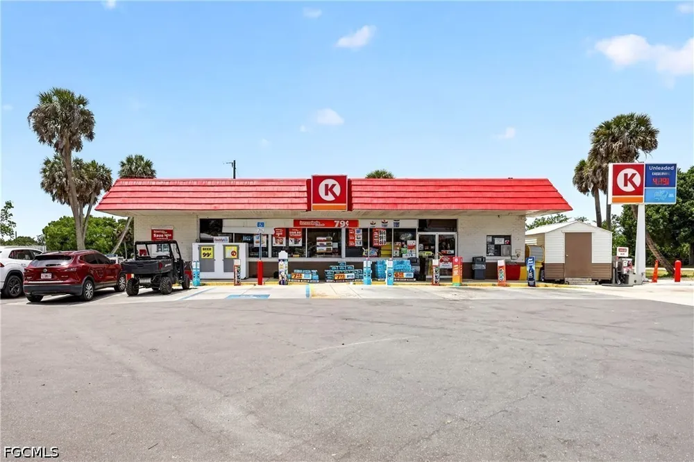 County Road 721 Loop Moore Haven, FL 33471