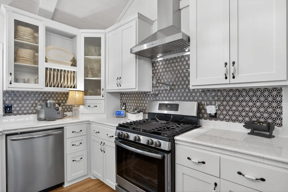 2074 W Fm 922 Valley View, TX 76272