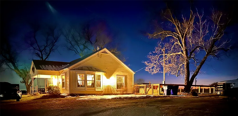 2074 W Fm 922 Valley View, TX 76272