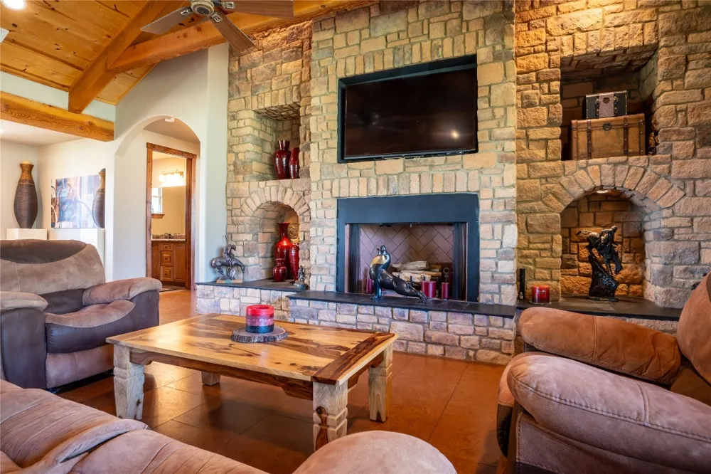 5525 FM2340 ROAD Burnet, TX 78611