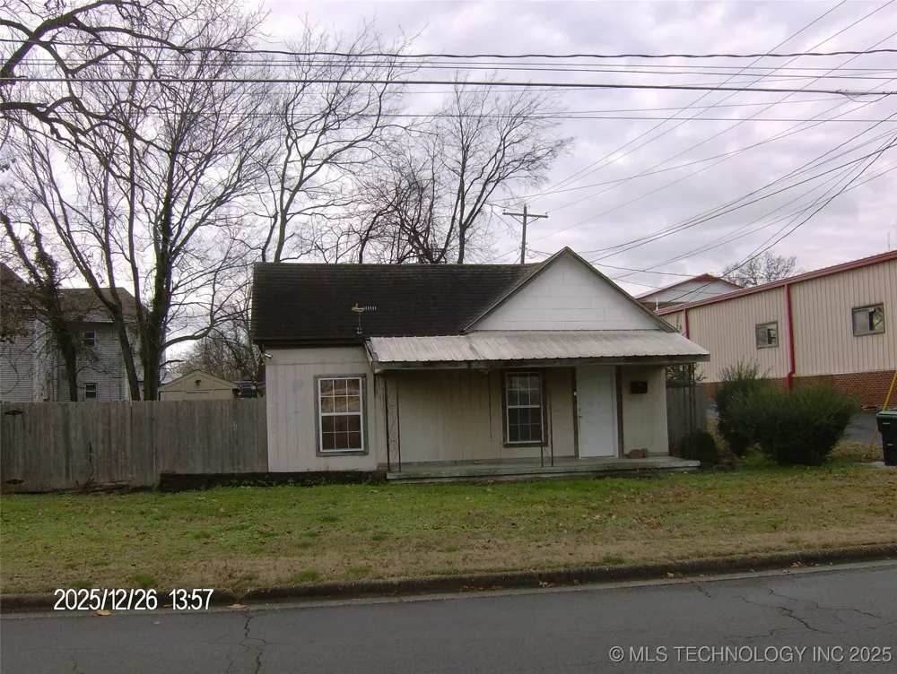 113 W Chickasaw Street Tahlequah, OK 74464