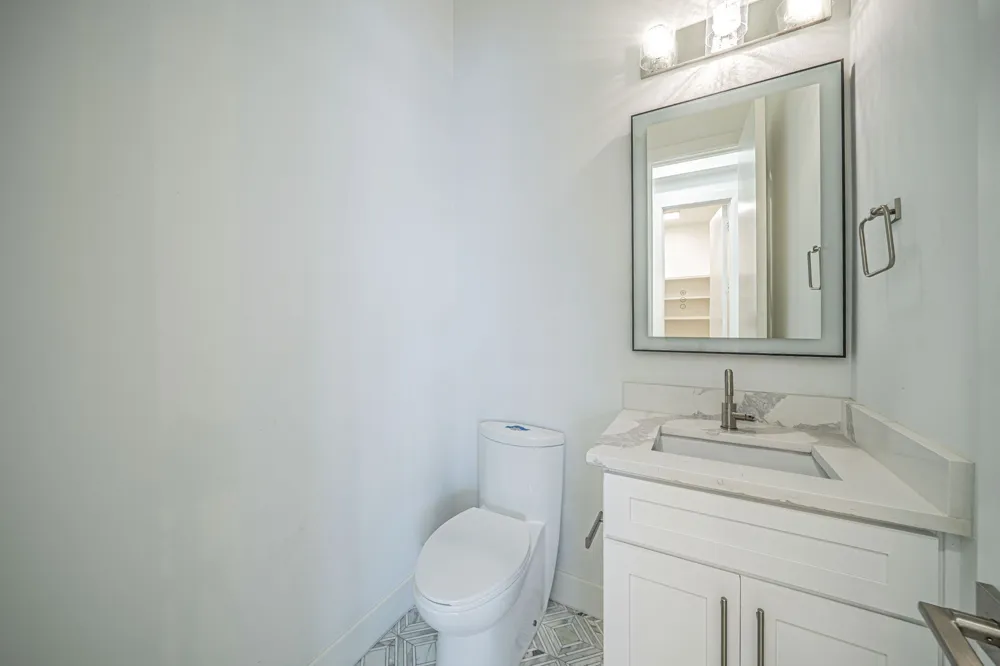 4905 Blaynes View The Colony, TX 75056