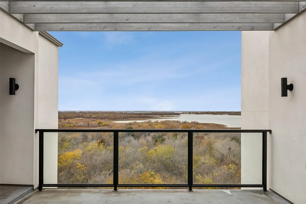 4905 Blaynes View The Colony, TX 75056