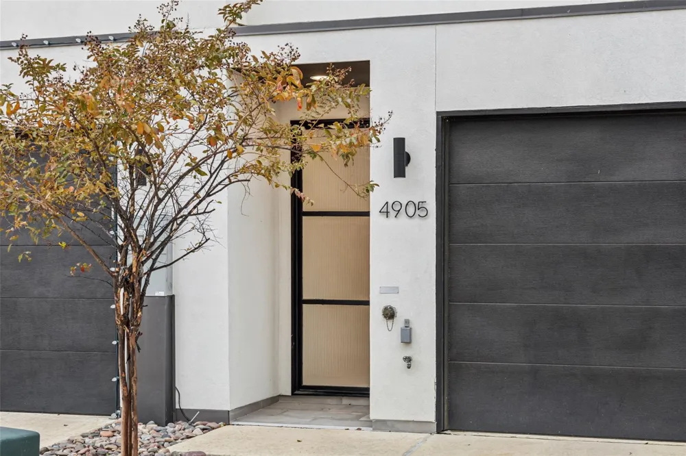 4905 Blaynes View The Colony, TX 75056