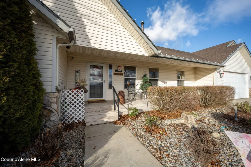 2961 W DIAMOND BAR ROAD Rathdrum, ID 83858