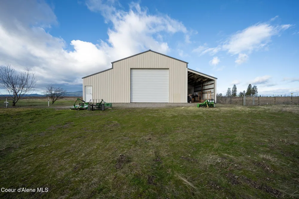 2961 W DIAMOND BAR ROAD Rathdrum, ID 83858
