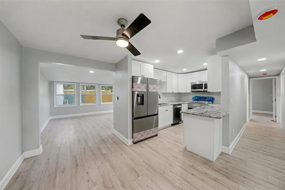 2162 BARCELONA DRIVE Clearwater, FL 33764