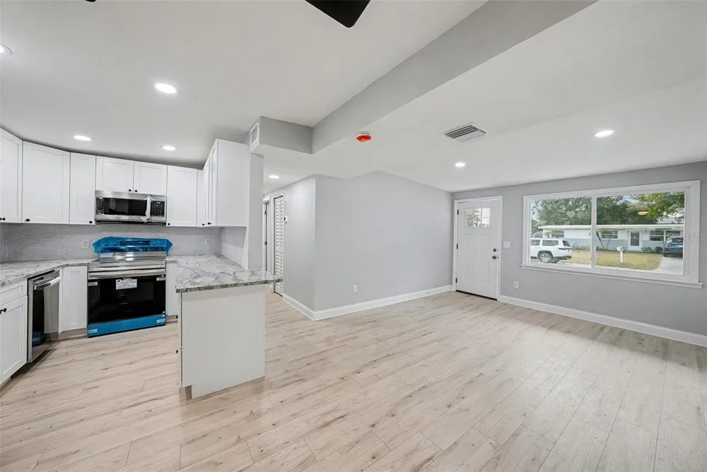 2162 BARCELONA DRIVE Clearwater, FL 33764
