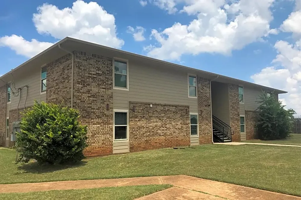 502 W Main White House, TX 75791
