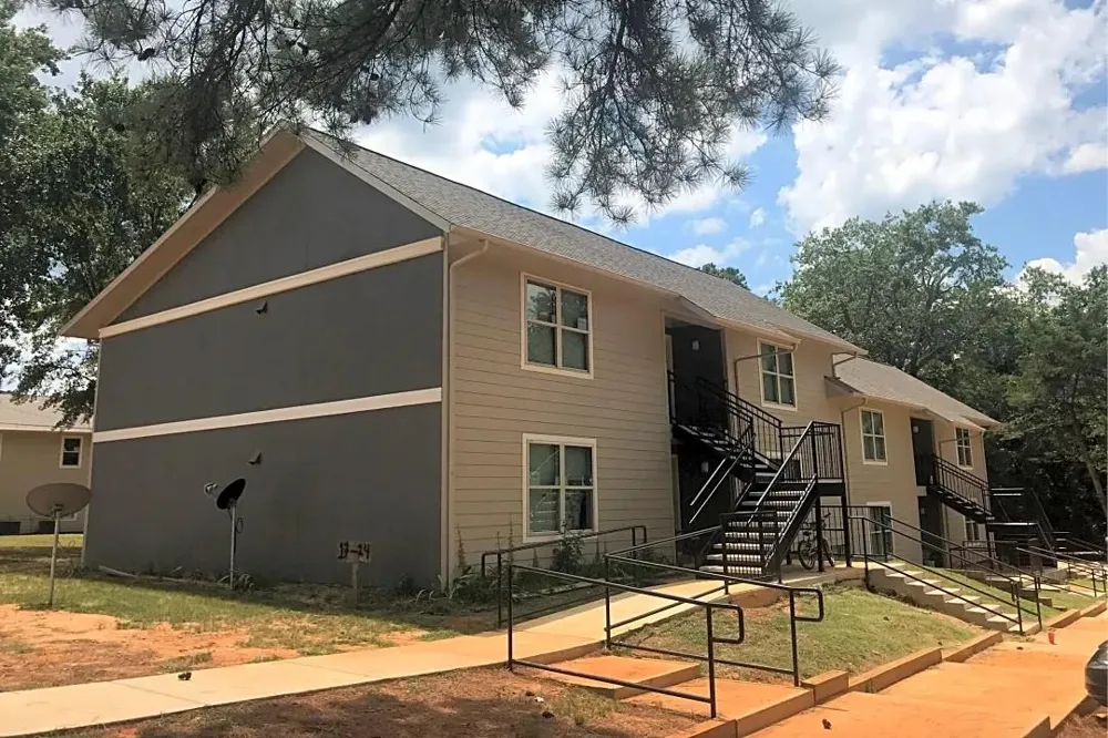 502 W Main White House, TX 75791