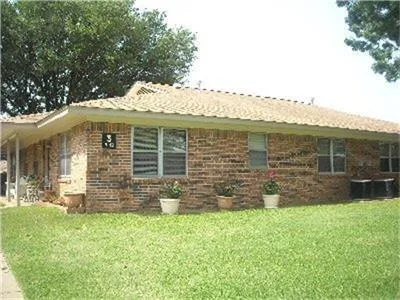 213 Val Verde Keene, TX 76059