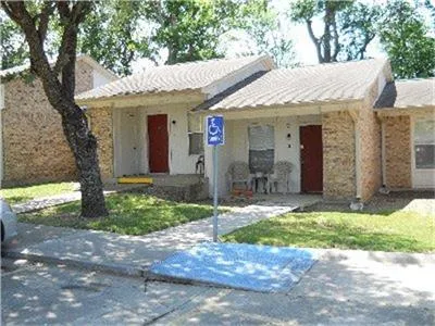 700 Piner Street Honey Grove, TX 75446