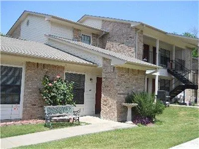 700 Piner Street Honey Grove, TX 75446