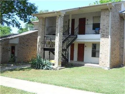 700 Piner Street Honey Grove, TX 75446