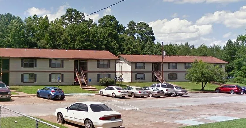 705 Clifford Street Center, TX 75935