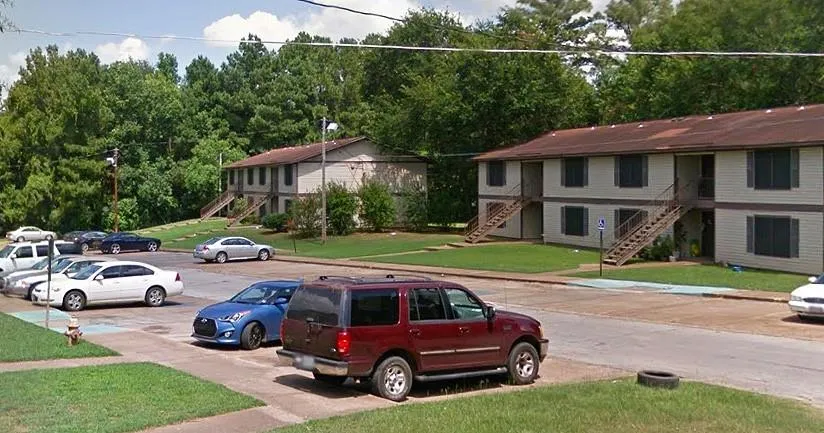 705 Clifford Street Center, TX 75935