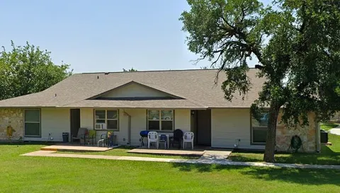 1623 E Northwest Blvd