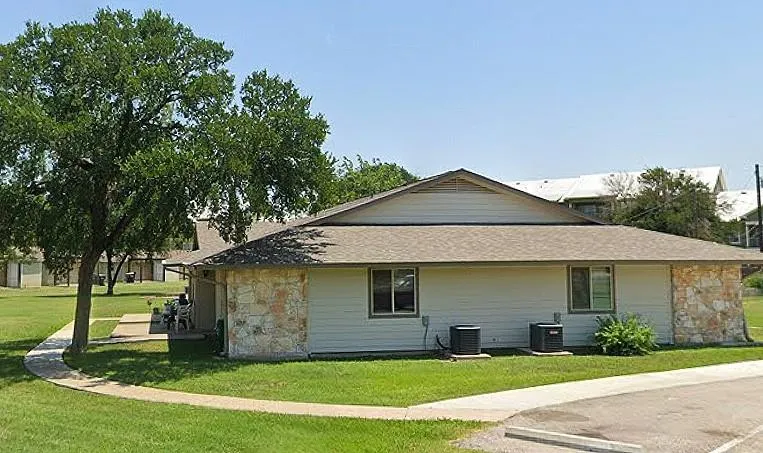 1623 E Northwest Blvd Georgetown, TX 78628