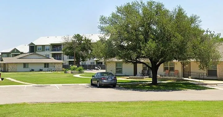 1623 E Northwest Blvd Georgetown, TX 78628