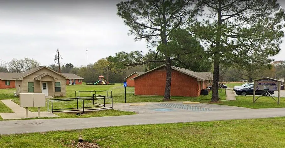 503 Crooked Creek Road Edgewood, TX 75117