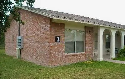 2300 Alamo St Zapata, TX 78076