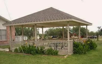 2300 Alamo St Zapata, TX 78076
