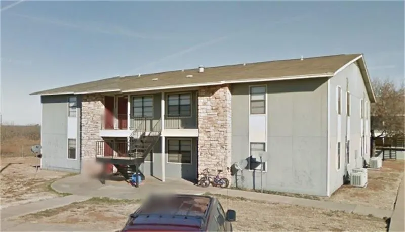 100 S Prairie Circle Electra, TX 76360