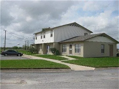 1100 E Santa Rosa
