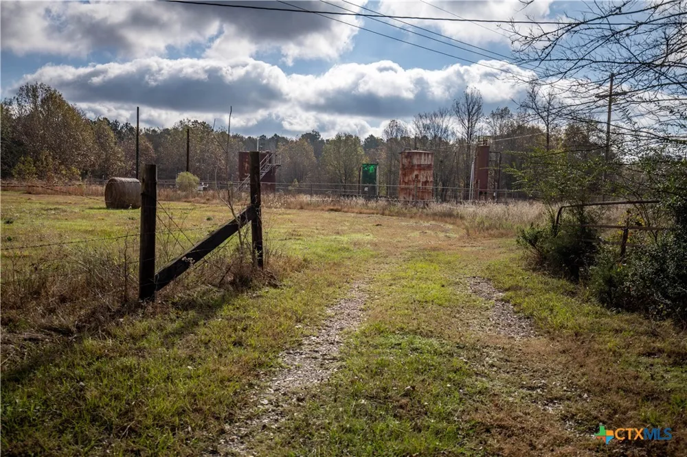 474 PR 4311 White Oak, TX 75693