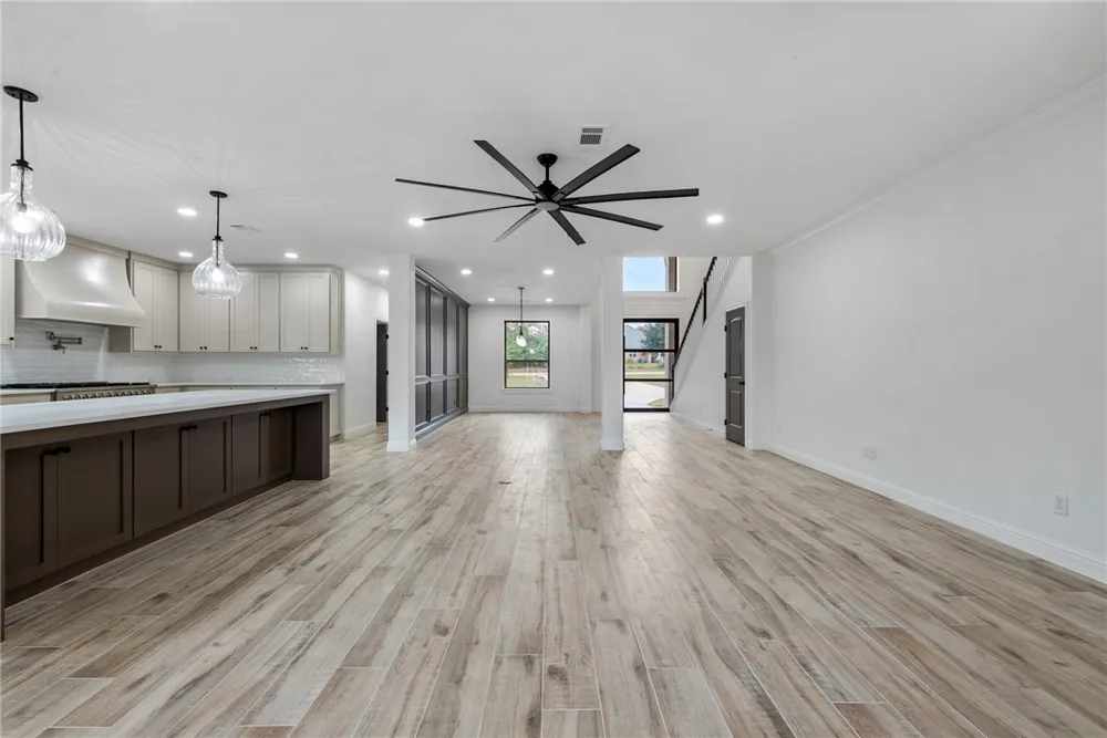 10024 Lancaster Drive Iola, TX 77861