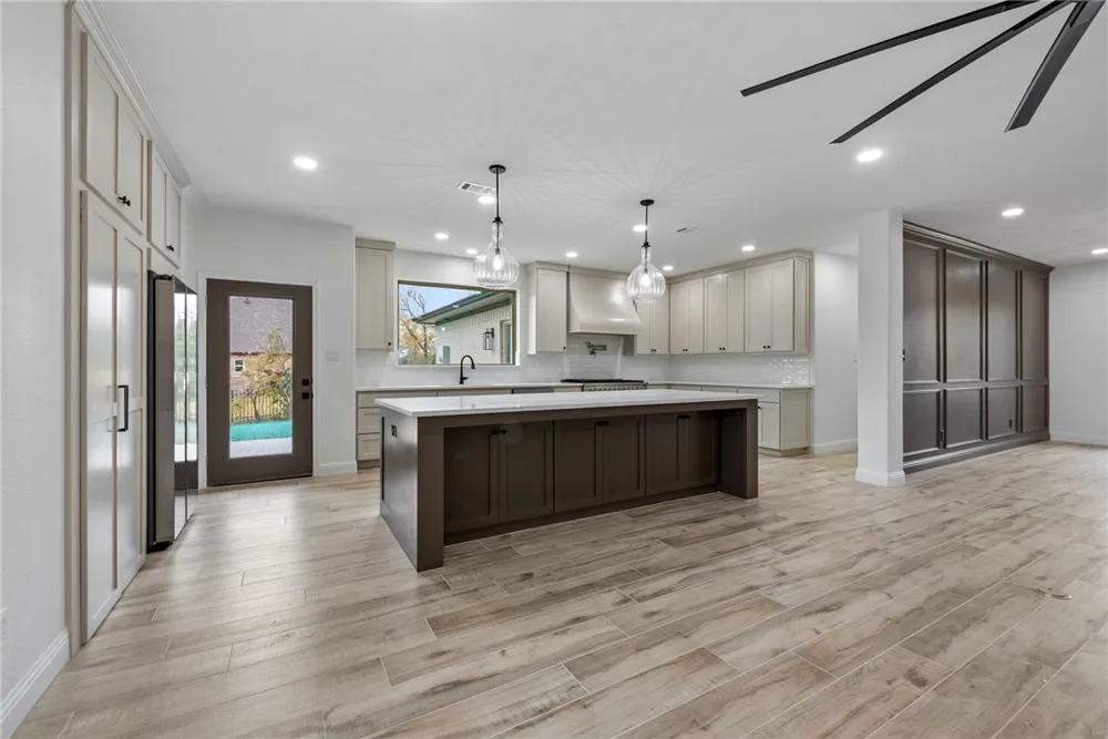 10024 Lancaster Drive Iola, TX 77861