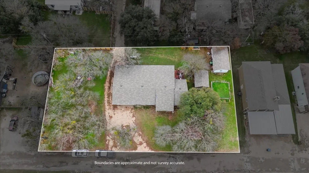 158 County Road 1733 Clifton, TX 76634