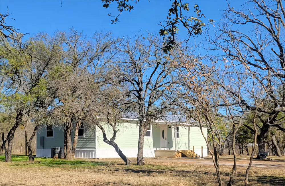 509 County Road 143 Bangs, TX 76823