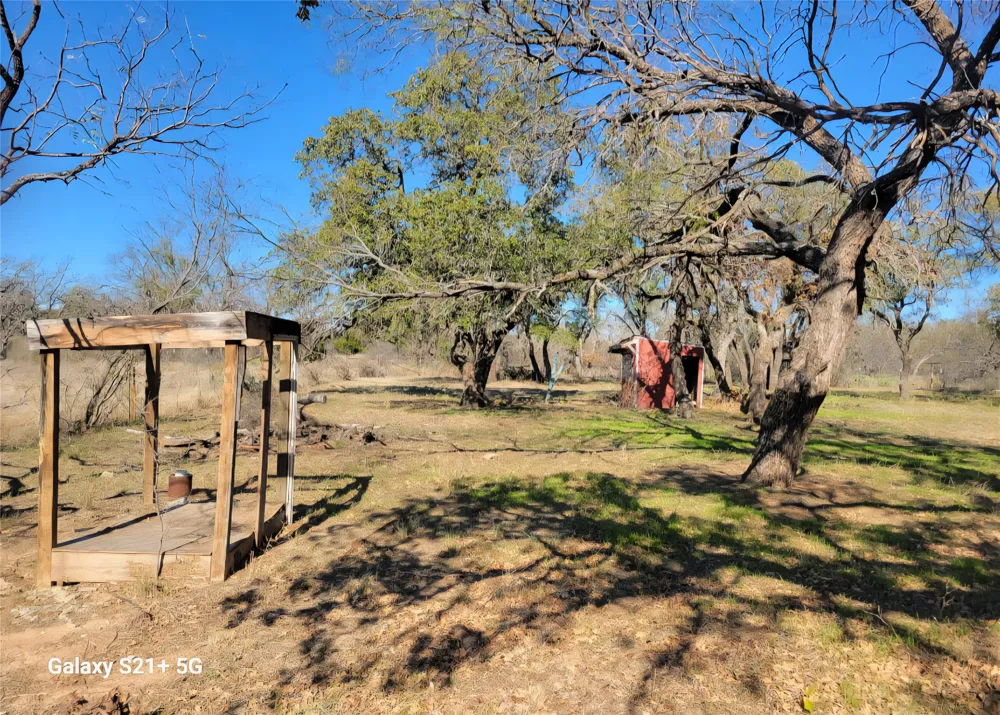 509 County Road 143 Bangs, TX 76823