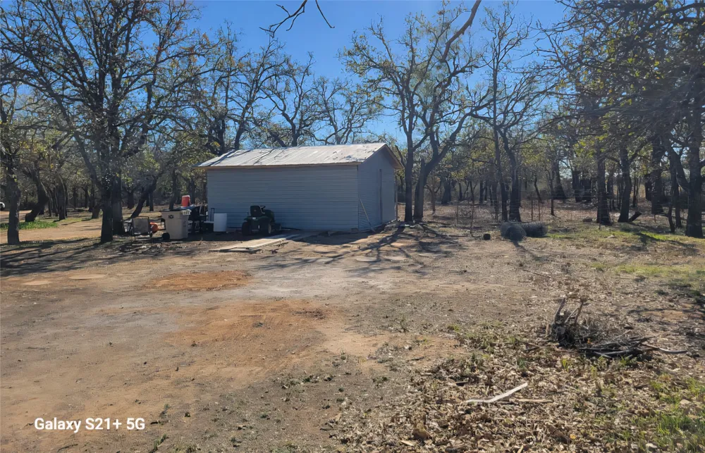 509 County Road 143 Bangs, TX 76823