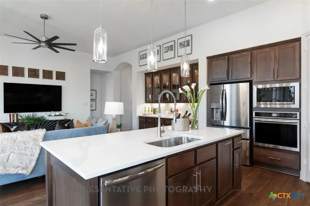 12315 Fort Anderson San Antonio, TX 78245