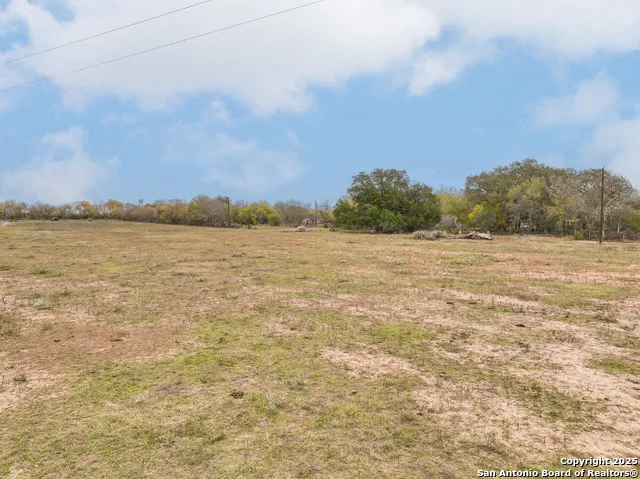 TBD County Road 671 Devine, TX 78016