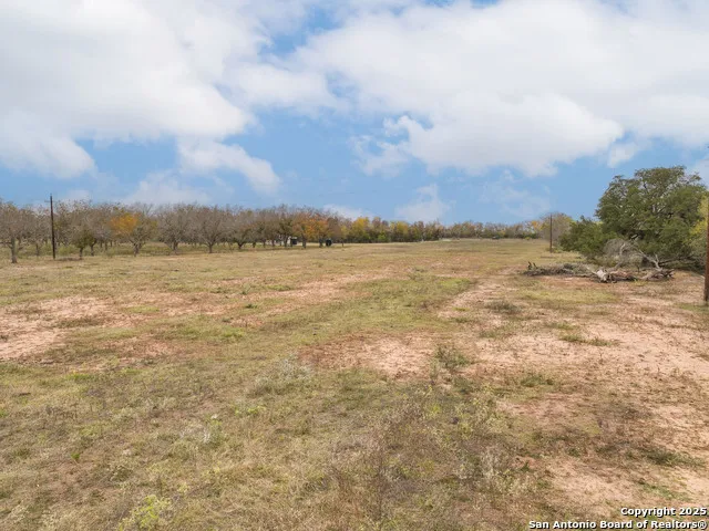 TBD County Road 671 Devine, TX 78016