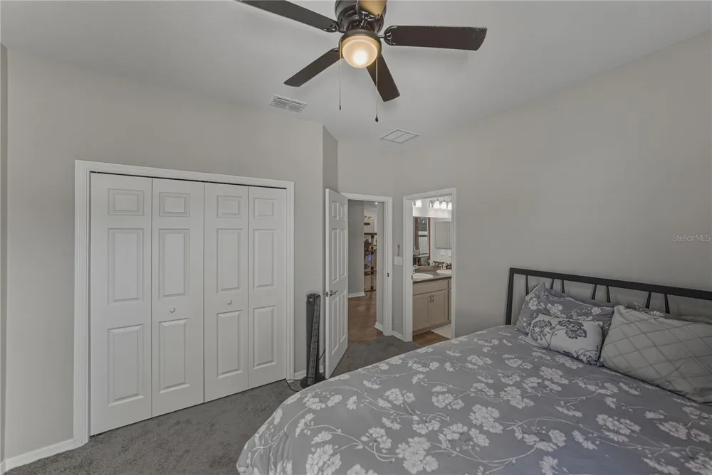 929 MONTGOMERY LANE Polk City, FL 33868