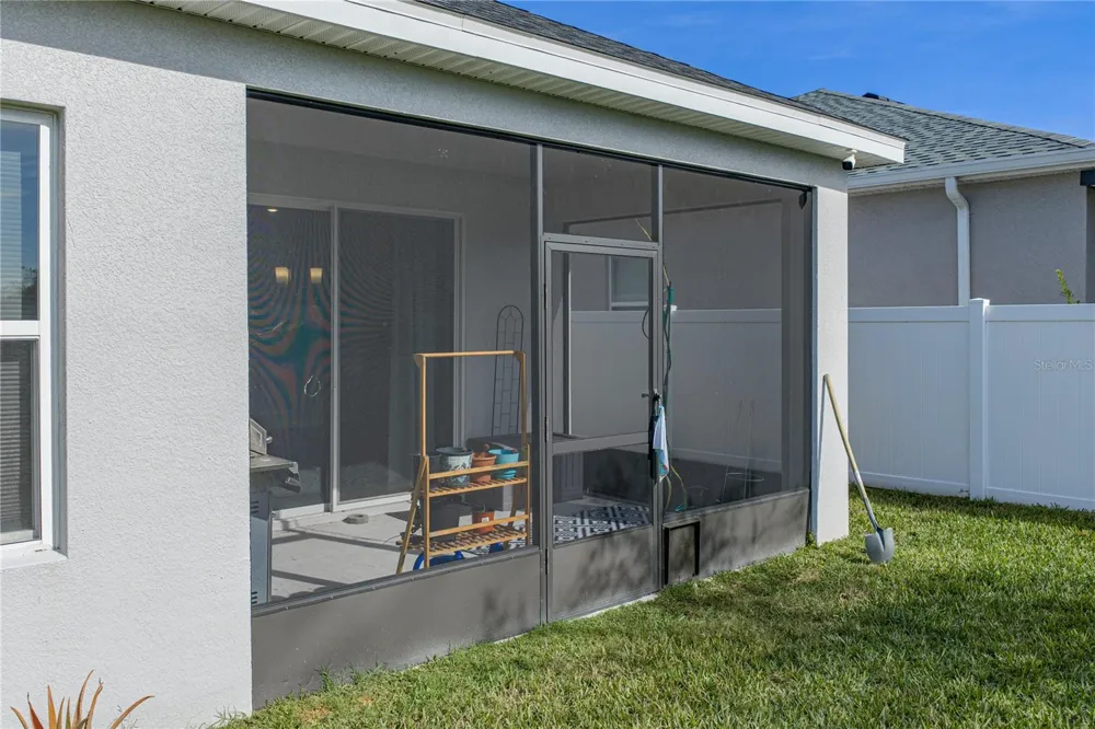 929 MONTGOMERY LANE Polk City, FL 33868
