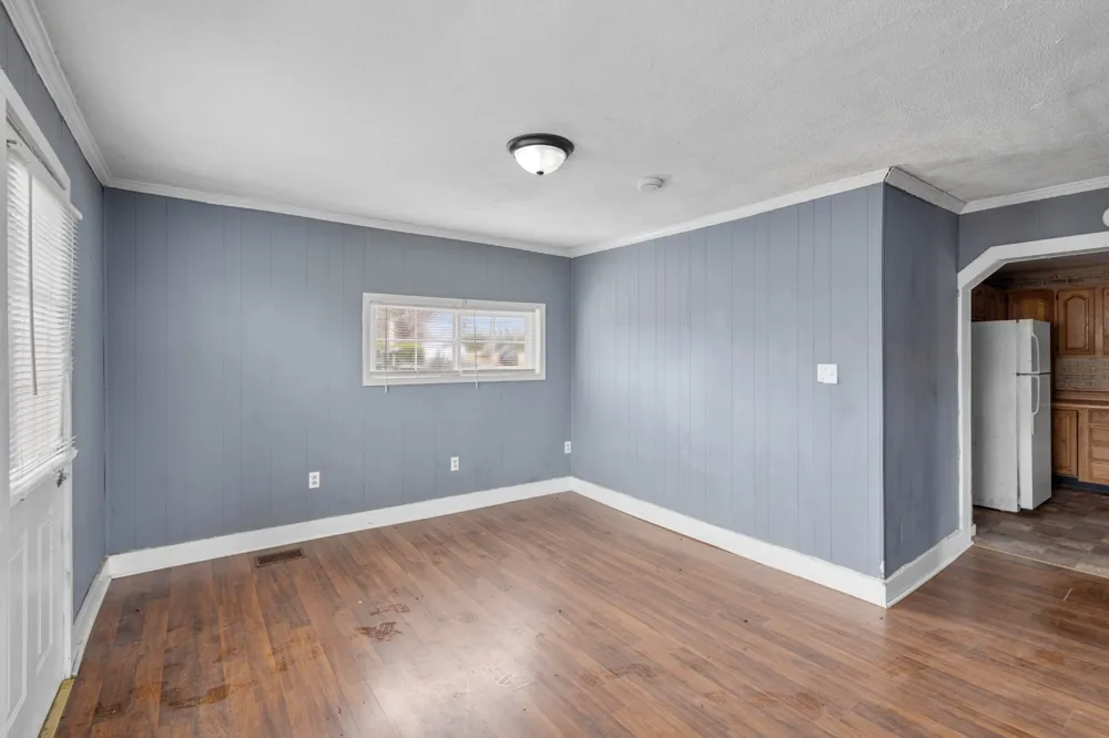 699 Oak St Lafayette, TN 37083