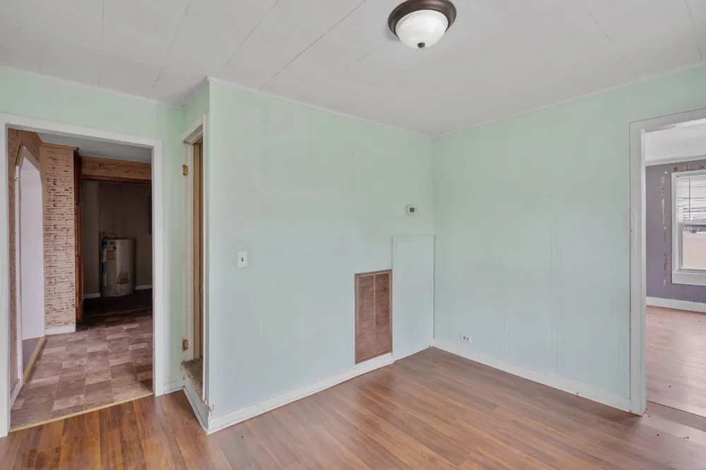 699 Oak St Lafayette, TN 37083