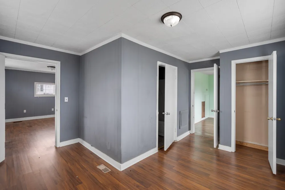 699 Oak St Lafayette, TN 37083