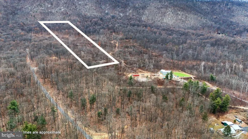 BONAVENTURE WAY Berkeley Springs, WV 25411