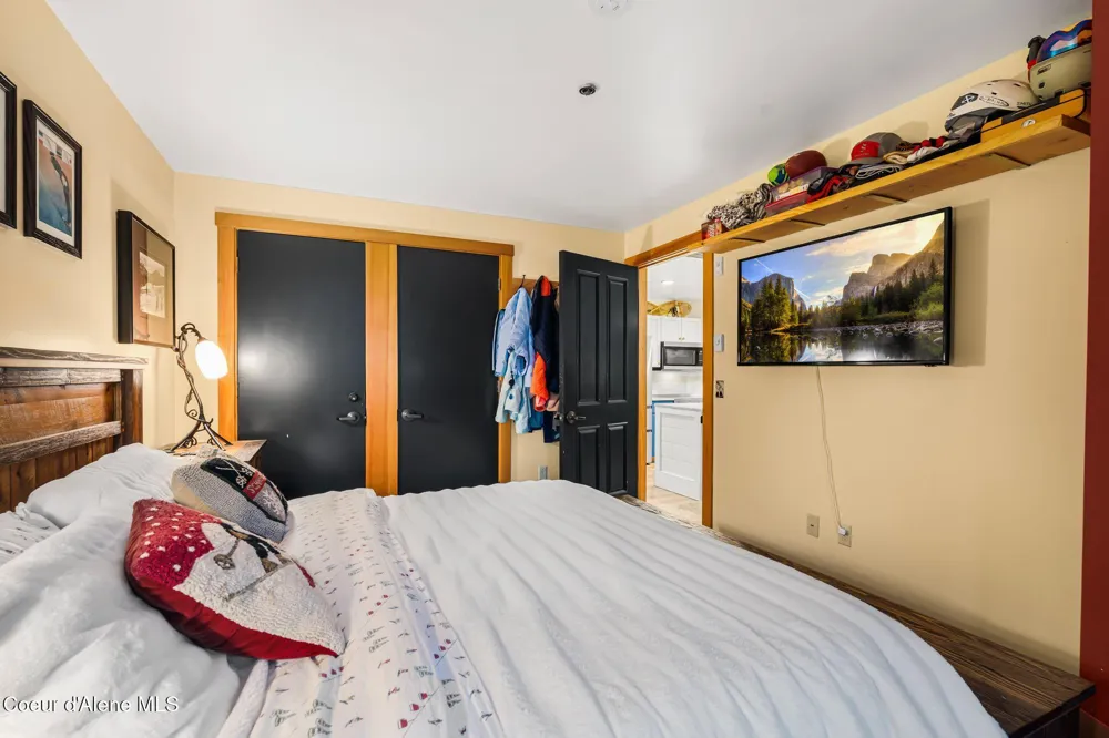 124 Village Lane #305 Sandpoint, ID 83864